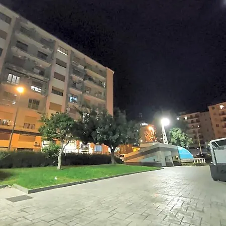 Bed and Breakfast Beb Stefani Σαλέρνο