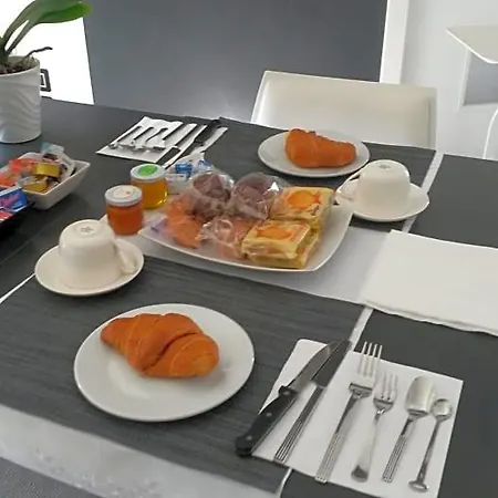 Beb Stefani Bed and Breakfast 4*